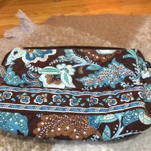 Quilted cosmetic bag